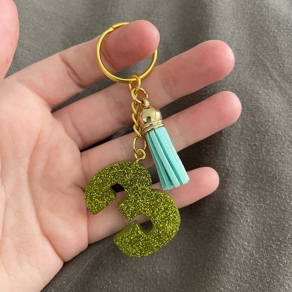 Handmade Number "3" Keychain - Picture 2 of 6